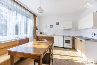 Prodej rodinného domu, 2102 m2, Veselý Ždár - 8