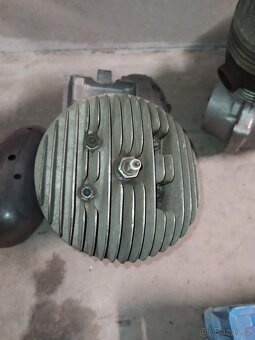 Motor ČZ 250/455 - 8