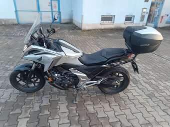Honda NC 750X - 8