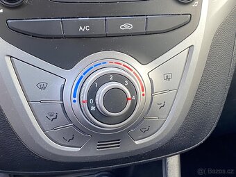 Hyundai Ix20 1.4CVVT , 66 kW benzín, 2016 - 8