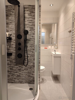 Pronájem bytu 2+kk s lodžií, 43m2, Hrádek, Ke Stadionu - 8