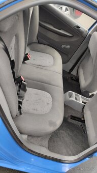 Škoda fabia 1.2 HTP 1.majitel - 8