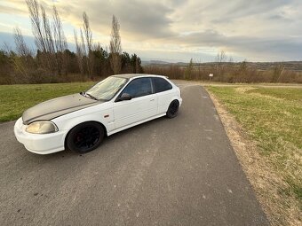 Honda Civic 6G - 8