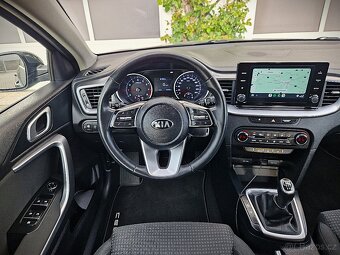 Kia Ceed JEN 43.000 km KAMERA VYHŘÍ VOLNAT SEDADLA - 8
