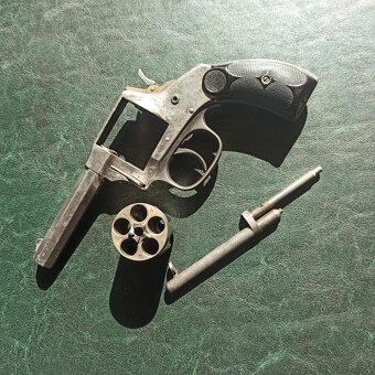 Revolver Hopkins Allen XL5 ráže 38SW DA s vytahovačem - 8