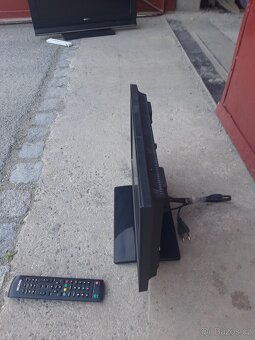 3 X televize plně funkční všechny - 8