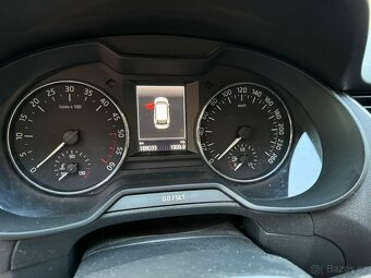 Škoda Octavia Combi 1.6 TDI Elegance - 8