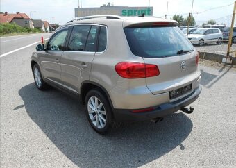 Volkswagen Tiguan 2,0 TDI 10 kW 4 x 4 Serviska nafta - 8