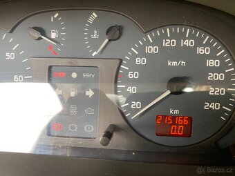 Renault Scenic - 8