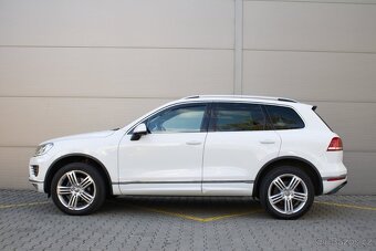 Volkswagen Touareg 4x4, Regulace tuhosti a výšky podvozku - 8