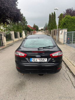 Ford Mondeo 1.6i - 8