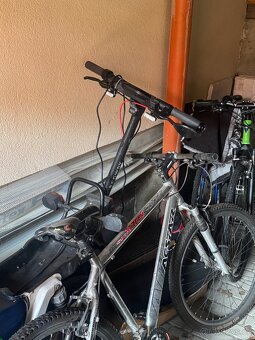 Elektrická koloběžka / Skútr - 8