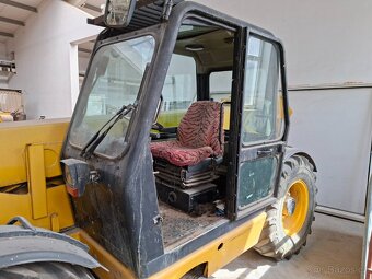 CATERPILLAR TH 63 4X4 - 8