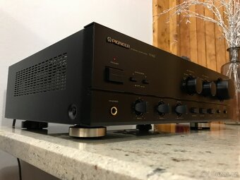 Pioneer A-445 Top stav - 8