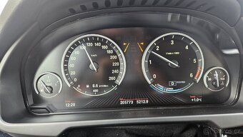 BMW X5 30Xd - 8