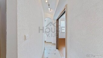 Prodej bytu 2+1, 57 m2, Praha 6 - Roztoky., ev.č. 00794 - 8