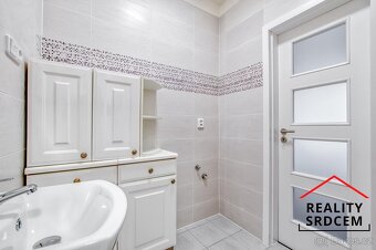 Pronájem zrekonstruovaného bytu 2+kk s komorou, 60 m2, ul. T - 8