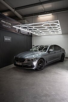 BMW 540i xDrive G30 - LUXURY LINE - 8