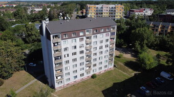 Milovice, prodej bytu 2+1 s lodžií a sklepem, 61 m2, okr. Ny - 8