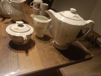 Starožitné sklo a porcelán - 8