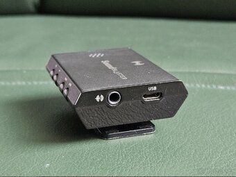 Bluetooth zesilovač na sluchátka Creative Sound Blaster E3 - 8