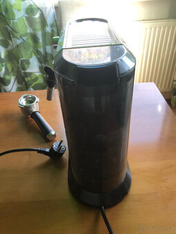 Pákový kávovar De'Longhi EC 685 - 8