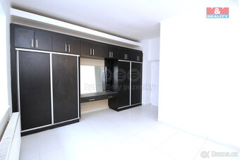 Pronájem bytu 3+kk, 57 m², Praha, ul. Na Petynce - 8