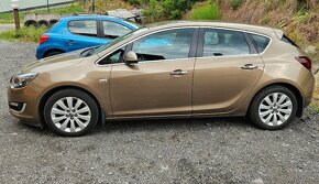 Opel Astra 1.4T HB Cosmo 88kW - 8