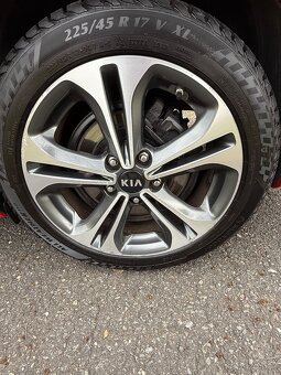 Kia Ceed Combi SW 1.6 CRDI 100Kw GT- LINE - 8