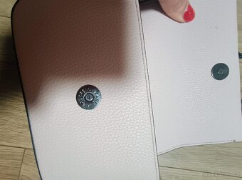 Hezká menší kabelka originál Karl Lagerfeld - 8