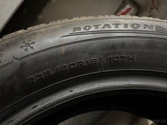 Prodám zánovní zimní pneumatiky Dunlop 235/60 R18 107H Volvo - 8