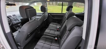 VW Touran - 8