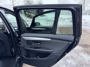 BMW 218i Gran Tourer - 8