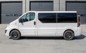 Opel Vivaro 2.0 CDTi 2011 - 8