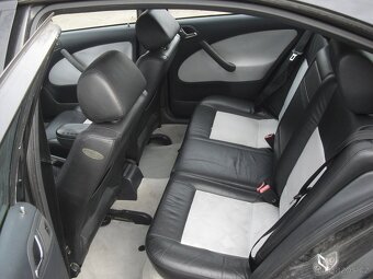 Skoda Octavia RS1 - 8