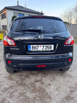 Nassan Qashqai - 8