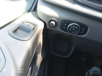Ford Transit 2.0 96 kw r.2020 koupeno ČR servisní kniha - 8