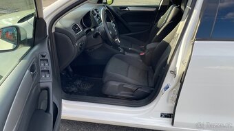 VW GOLF VI 1.6TDi CLIMATRONIC - 8