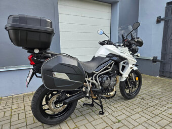Triumph Tiger 800 XRX ABS - 8