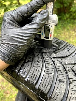Celorocni kola Hyundai I20 i25 185/60 R15 ET47
- 8