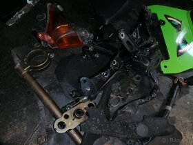 Kawasaki zx10r ninja - 8