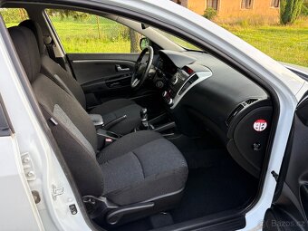 Kia Ceed 1.6i - 8