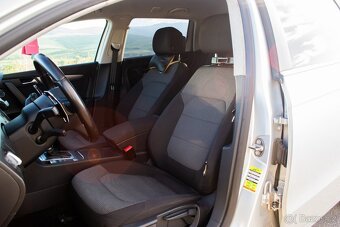 Volkswagen Passat B7 Combi 2.0 TDI DSG - 8