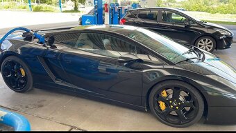 Lamborghini Gallardo - 8