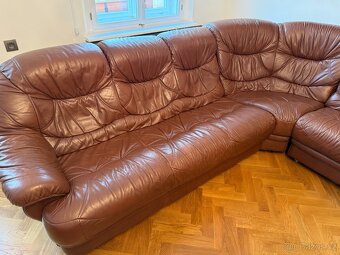 Luxusní hnědá kožená sedačka - 8