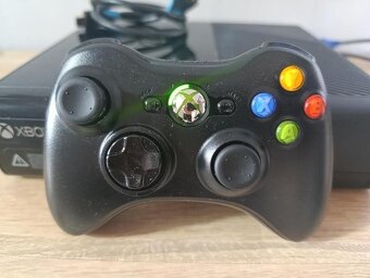 Xbox 360E 500Gb + 6her + Kinect - 8