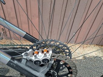 CUBE Stereo Hybrid HPC SLT 750 - 8