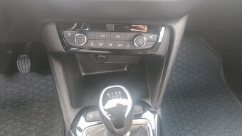 Opel Corsa, 1.2T benzín, 74kw, r.v.5/2021, najeto 49500km - 8