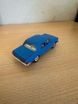 1:43-Volha GAZ-24 - 8