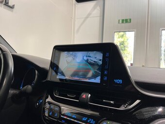 Toyota C-HR Hybrid CVT rok 2019 - 8